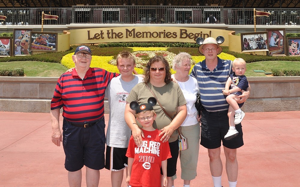 Patient Jerry Coombs and family at Disney World
