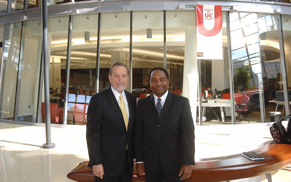 Dean Thomas Boat, MD, and Griffin Rodgers, MD, director of the NIDDK at the NIH  