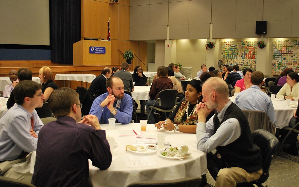 Faculty role models and student members of the Gold Humanism Society chat with Off the Streets guest Shauntina Burke    
