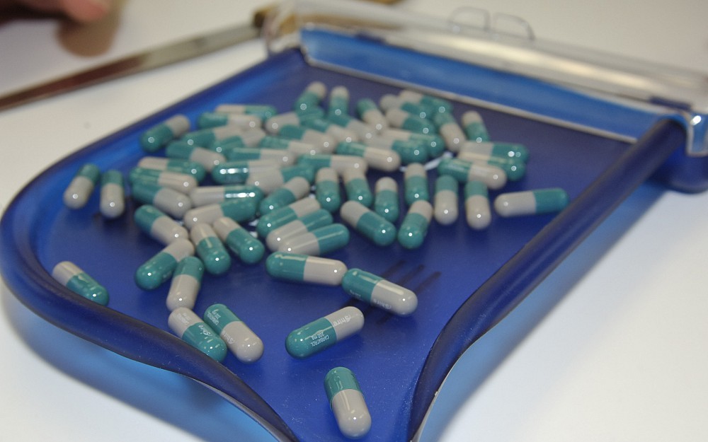 HealthNews Photos / pills3.tif