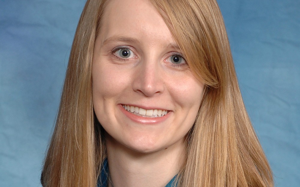 Fourth-year medical student Julia Jones receives Schmidlapp Scholarship