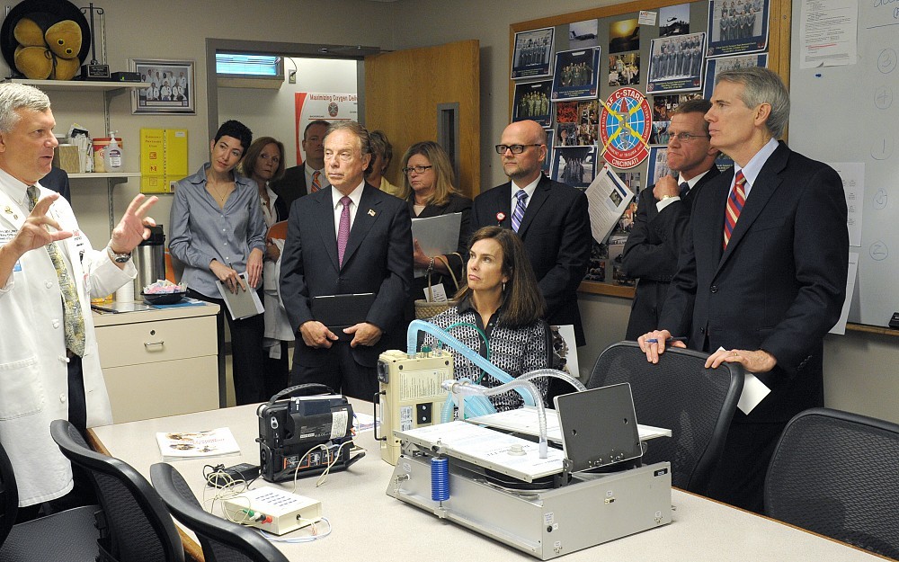 Senator Rob Portman Visits C-STARS 