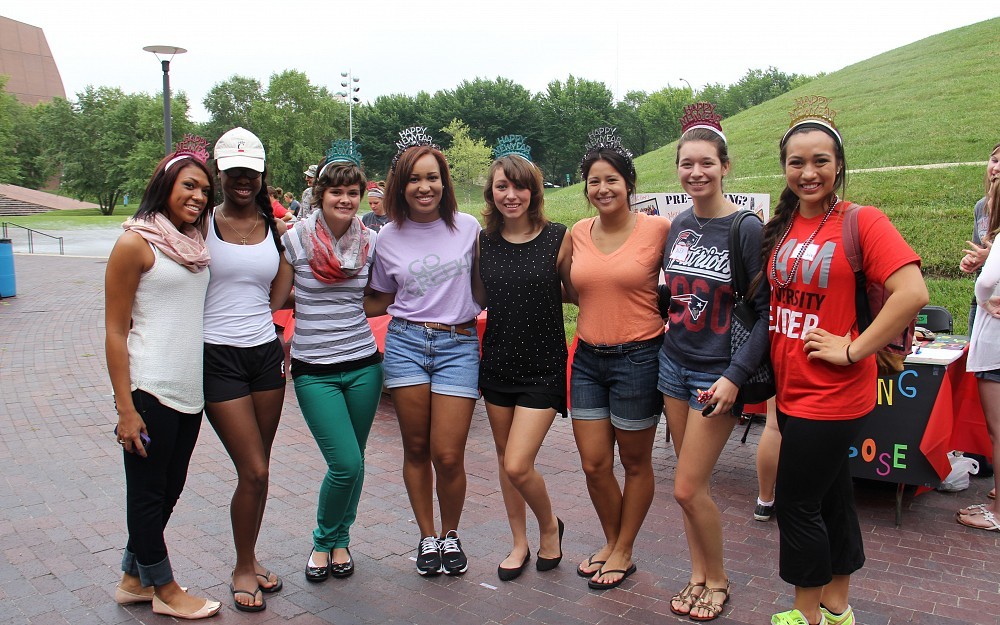 College of Nursing student organization representatives and members provided resources and entertainment to help students with new year's resolutions.