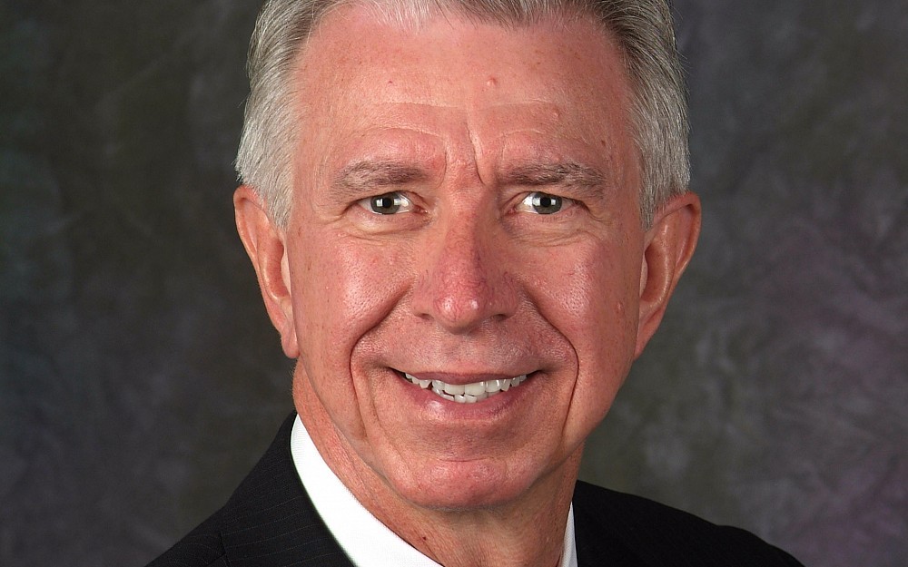 Dennis Helling