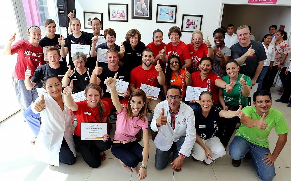 Who stays indoors in Cancun? The CAHS Service Learning Team! 