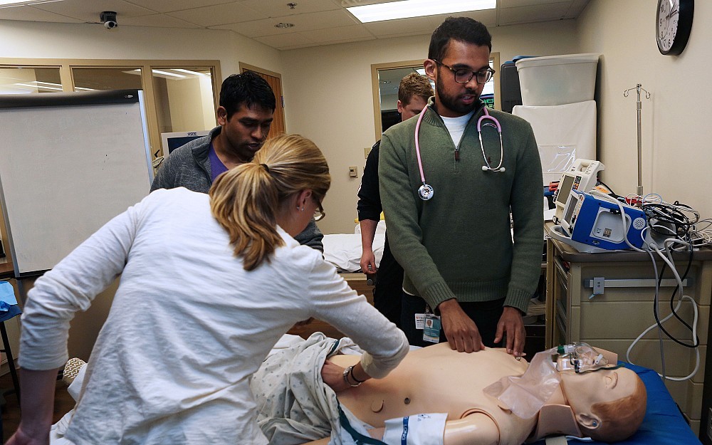 Anshul Srivastava, a fourth-year medical student, during a simulation session in the course "Getting Ready for Residency."