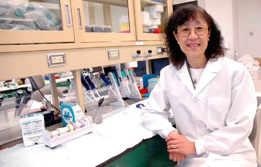 Shuk-Mei Ho, PhD, is the chair of UC's Department of Environmental Health.