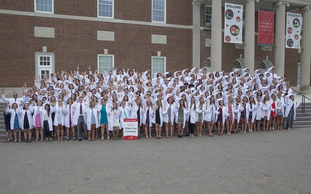 College of Nursing 2017 White Coat Ceremony