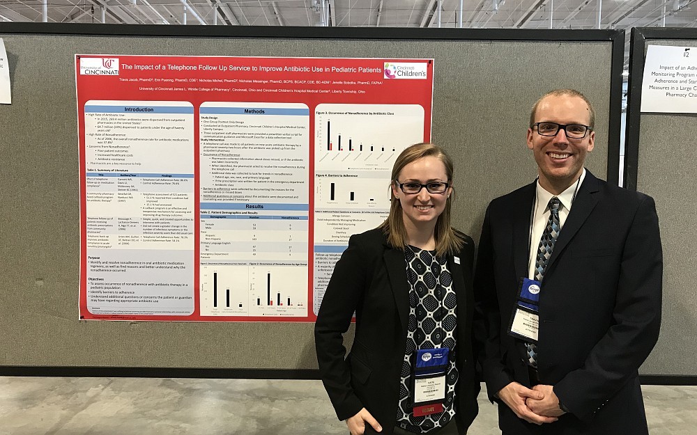 Pharmacy Leadership students Katelyn Johnson,PharmD,and Travis Jacobm PharmD 