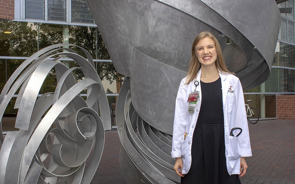Madeline Perry, a fourth-year medical student in the College of Medicine, is one of five to receive a 2018-19 Fulbright Study Research Grant at UC.