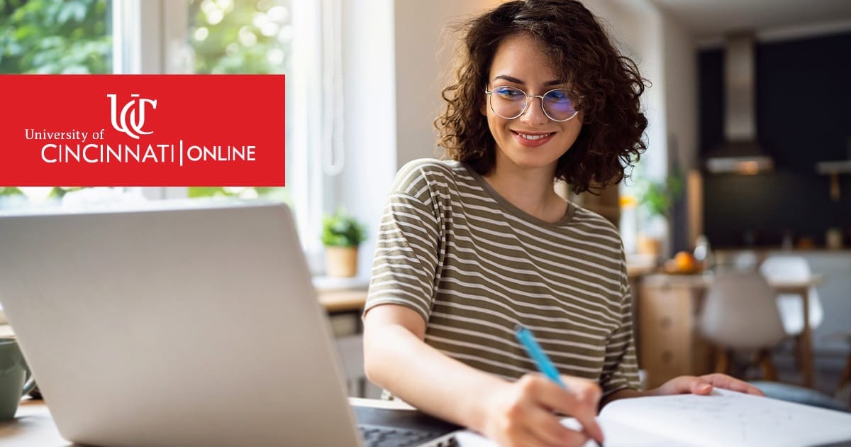 How to Go from an Associate Degree to a Bachelor's Degree