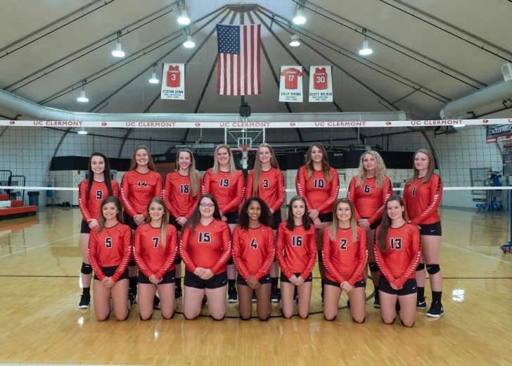 UC Clermont volleyball team 2018. 