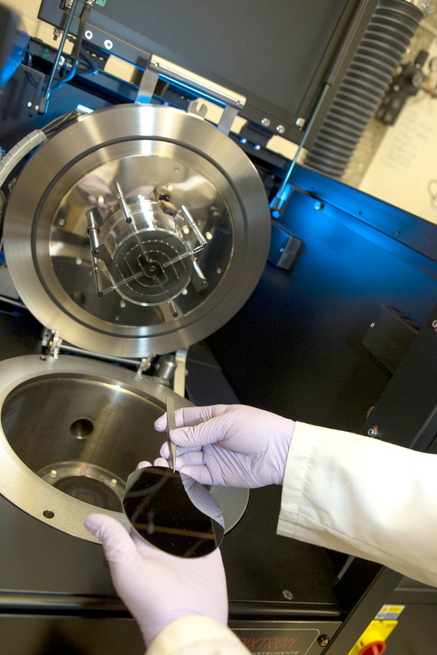 UC professor and Nanoworld co-director receives alumni award ...