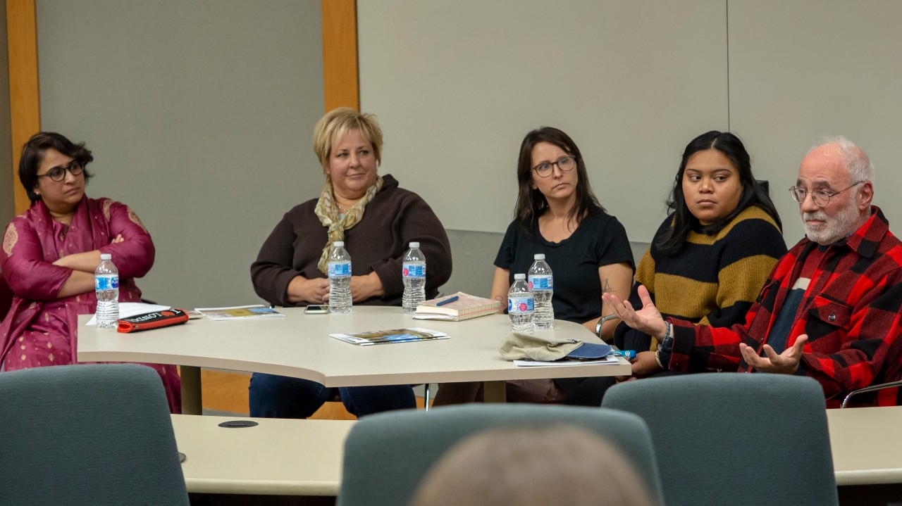 Panel of five people discuss immigration at UC Clermont
