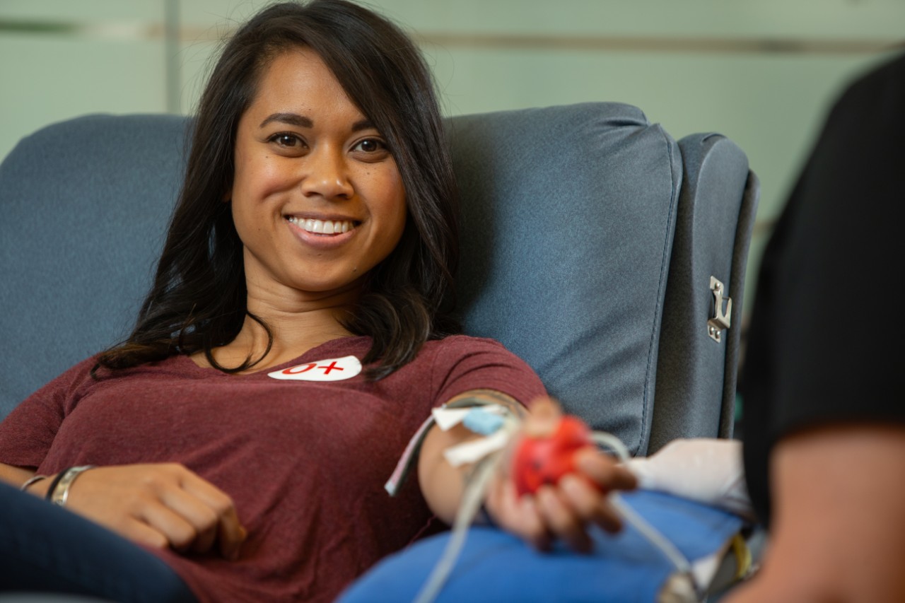 Female donor during whole blood donation