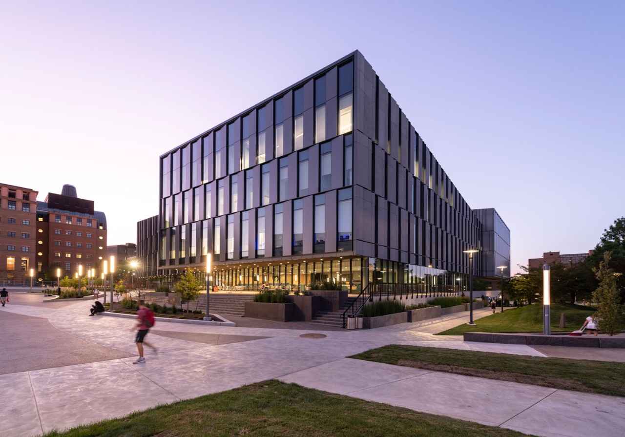 Lindner College of Business building exterior