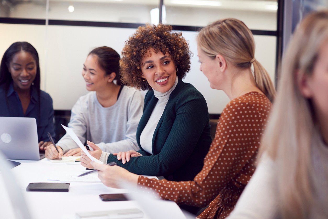 Women collaborating in a meeting