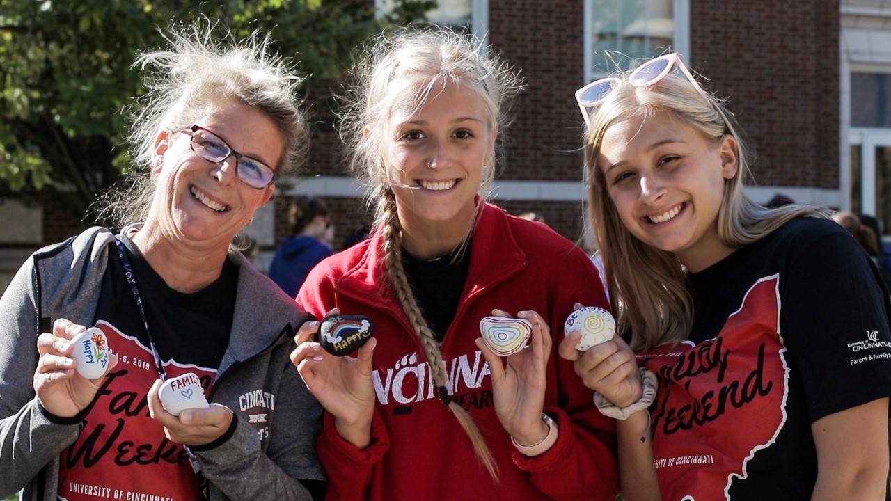 Parents, siblings and relative of Bearcats visit campus for UC Family