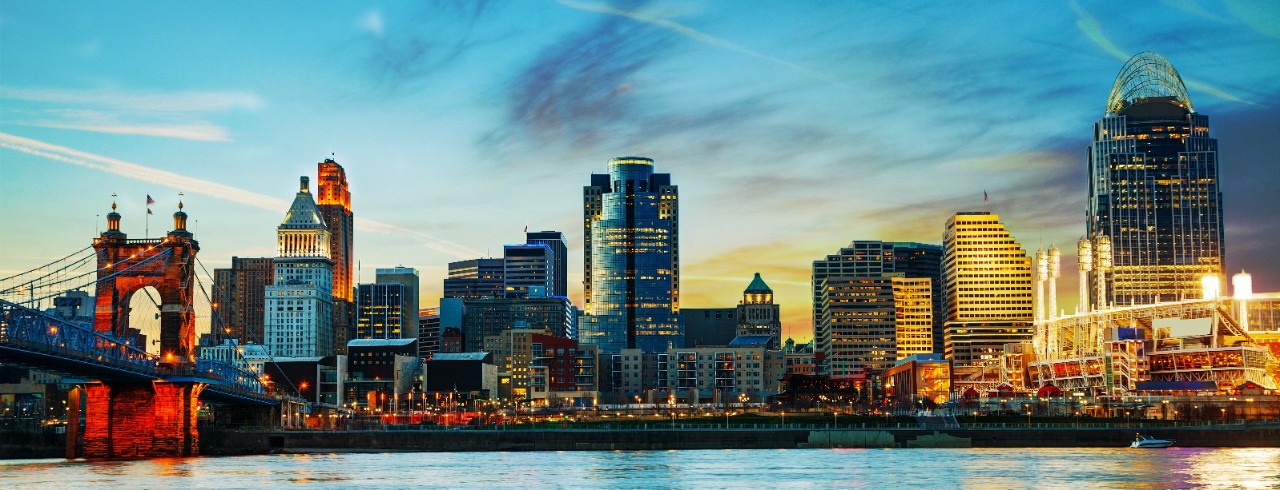 Cincinnati skyline at dusk