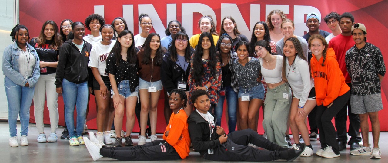 2022 Lindner Summer Institute students pose on the first floor of Lindner Hall.