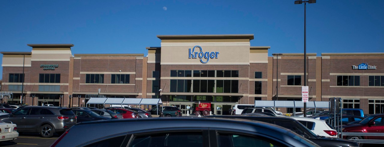 Kroger grocer closest to the UC campus.