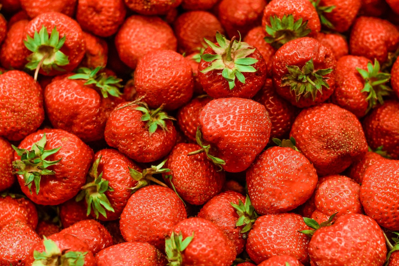 A pile of strawberries