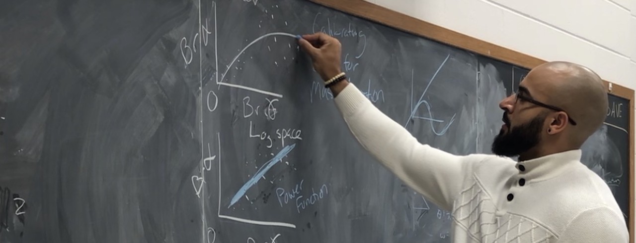 Dakotah Tyler teaches physics class at UC