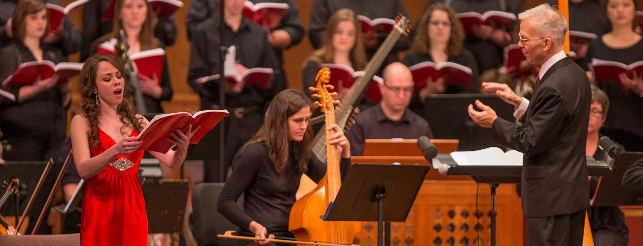 Paulina Villarreal performing in a CCM concert.