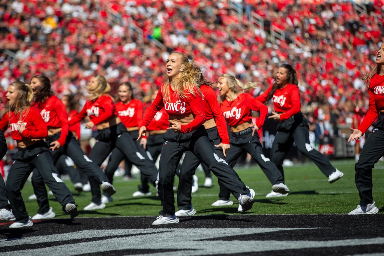 UC Homecoming BLINK make for electric weekend in Cincinnati