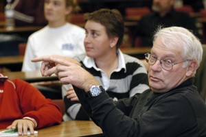 David Meyer coaching students.