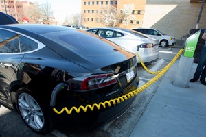 Car uses charging station