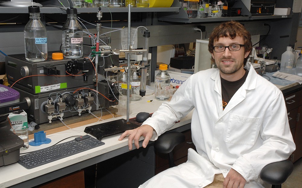 Ryan Walker is a graduate student in the lab of Tom Thompson, PhD.